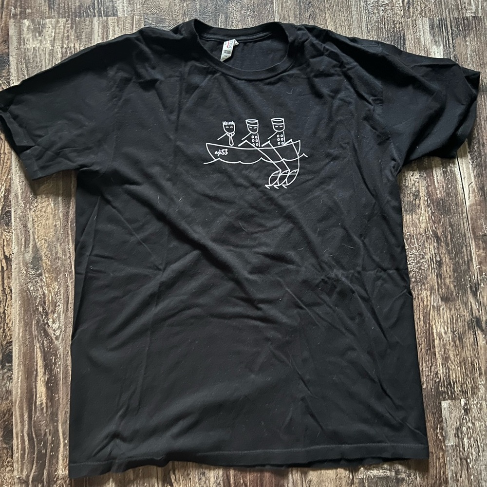 Vintage Black Graphic Tee Size L (Large)